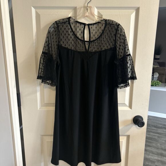 WOMENS SIZE MEDIUM BLACK MESH TRIM BELL SLEEVE DRESS - Picture 2 of 10